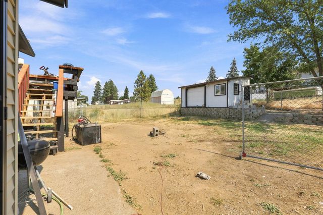 10521 S Spokane St, Cheney, WA 99004