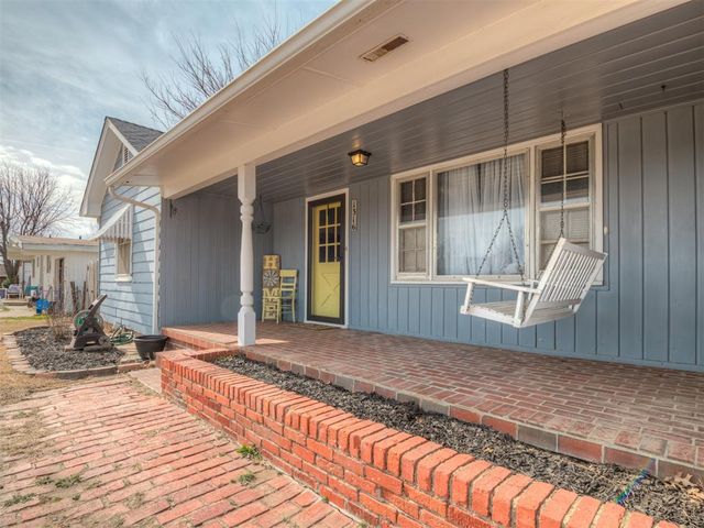 1316 S Reno Avenue, El Reno, OK 73036