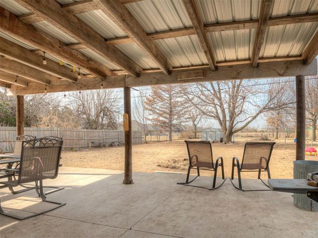 1316 S Reno Avenue, El Reno, OK 73036