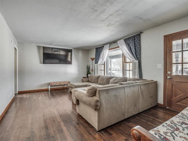 1316 S Reno Avenue, El Reno, OK 73036