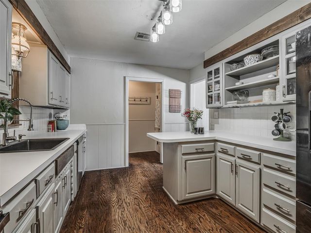 1316 S Reno Avenue, El Reno, OK 73036