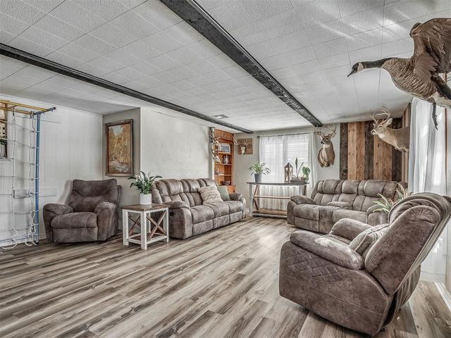 1316 S Reno Avenue, El Reno, OK 73036