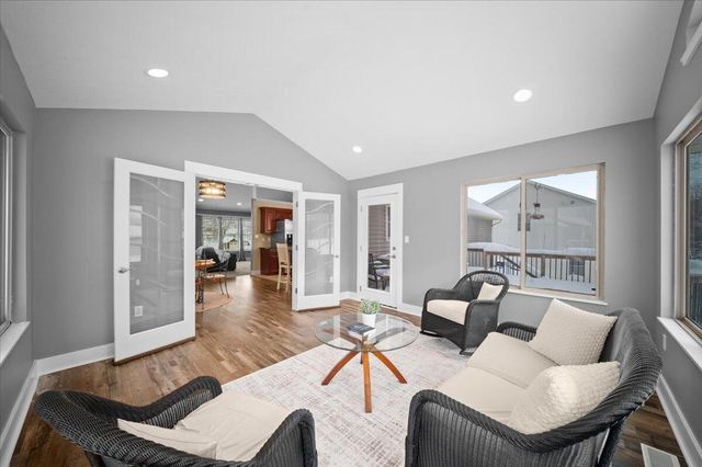 738 Fieldstone Drive, Coopersville, MI 49404