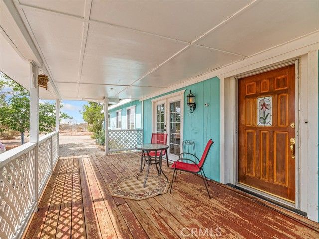 5124 Luna Road, Phelan, CA 92371