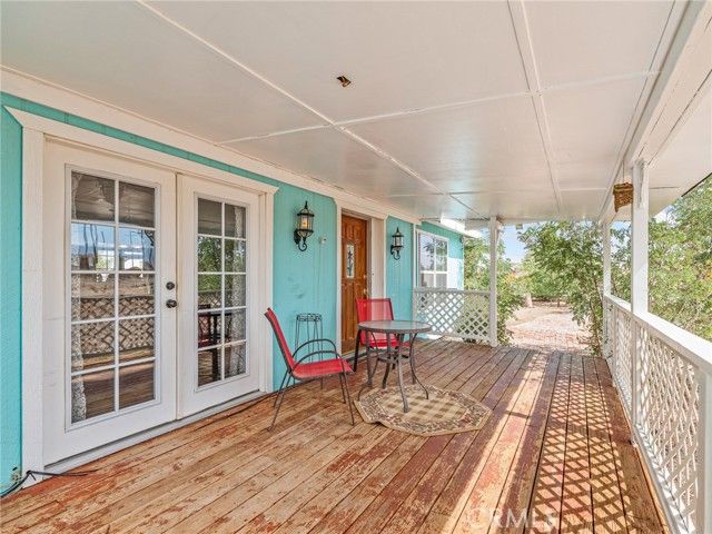 5124 Luna Road, Phelan, CA 92371