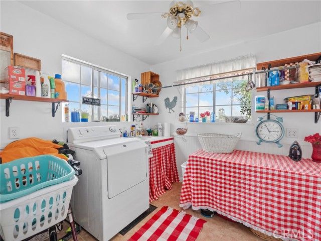 5124 Luna Road, Phelan, CA 92371