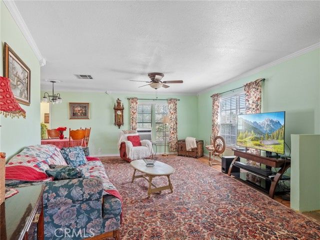 5124 Luna Road, Phelan, CA 92371