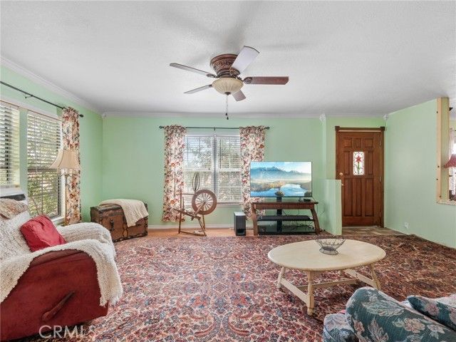 5124 Luna Road, Phelan, CA 92371