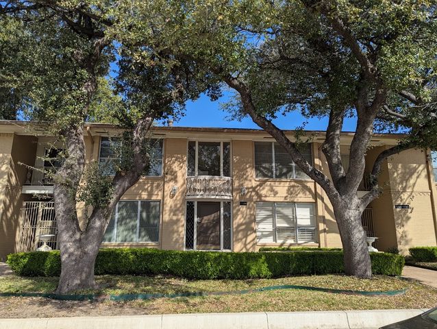 11150 Valleydale Drive D, Dallas, TX 75230