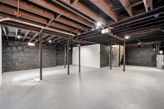 1206 Tuckawanna SW Drive, Atlanta, GA 30311