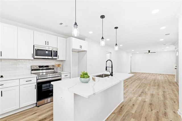 1206 Tuckawanna SW Drive, Atlanta, GA 30311