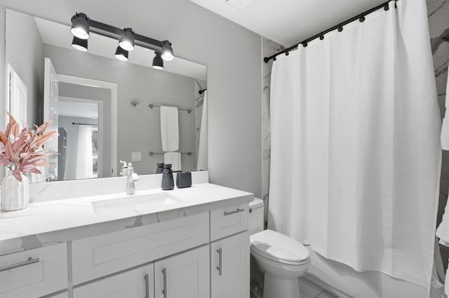 179 N Dreamweaver Circle, The Woodlands, TX 77380