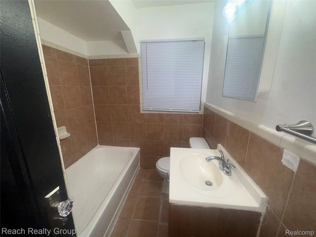 16811 Monte Vista Street, Detroit, MI 48221