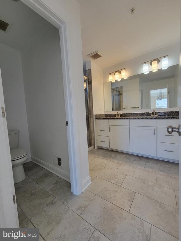 11387 TOLKIEN AVE, White Plains, MD 20695