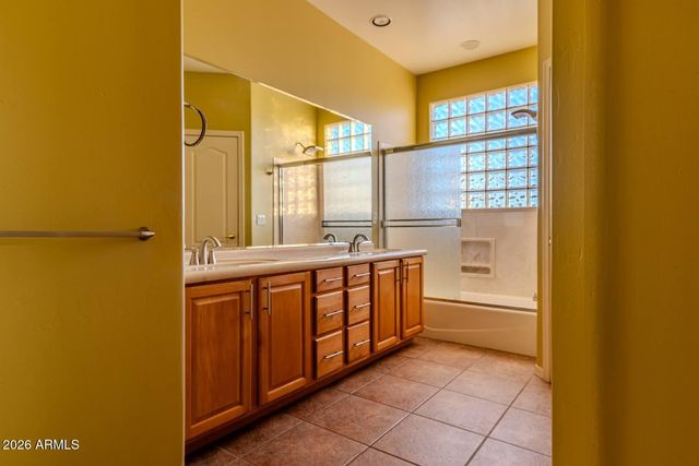 18425 N 14TH Street, Phoenix, AZ 85022