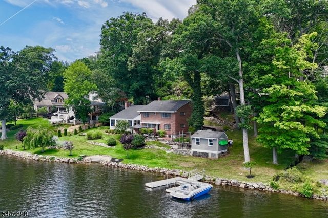 706 W Shore Trl, Sparta Twp., NJ 07871