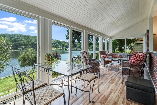 706 W Shore Trl, Sparta Twp., NJ 07871