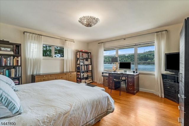 706 W Shore Trl, Sparta Twp., NJ 07871