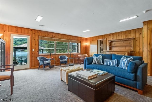 706 W Shore Trl, Sparta Twp., NJ 07871