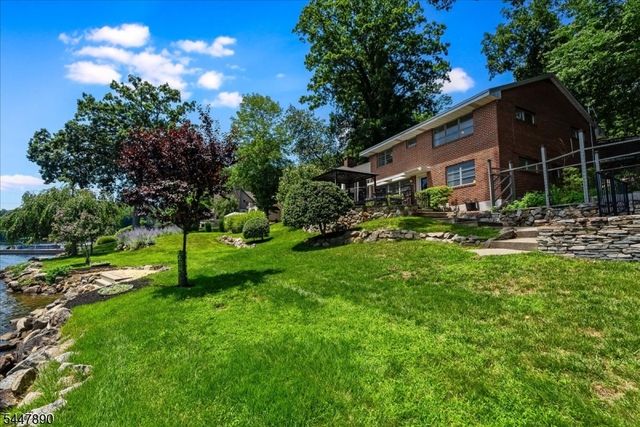 706 W Shore Trl, Sparta Twp., NJ 07871
