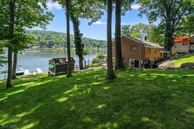 706 W Shore Trl, Sparta Twp., NJ 07871