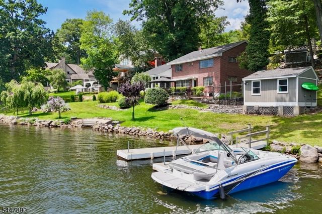 706 W Shore Trl, Sparta Twp., NJ 07871