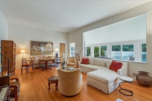 706 W Shore Trl, Sparta Twp., NJ 07871