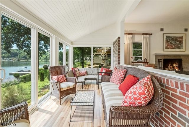 706 W Shore Trl, Sparta Twp., NJ 07871