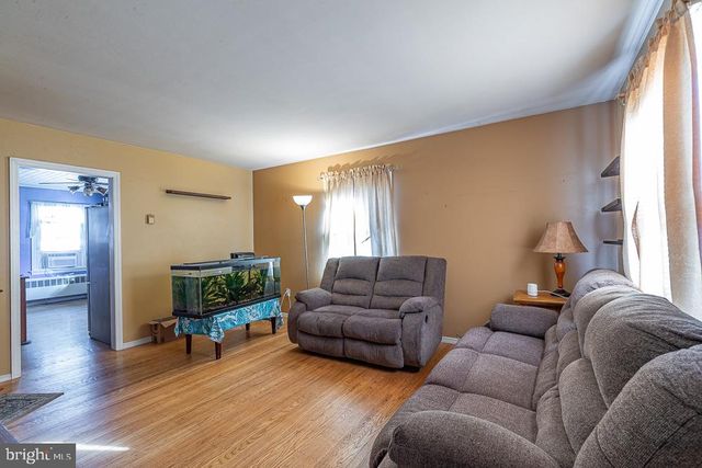 623 WASHINGTON AVE, Croydon, PA 19021