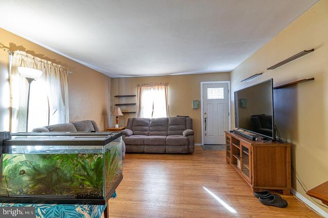 623 WASHINGTON AVE, Croydon, PA 19021