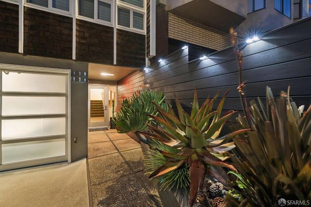 138 Clifford Terrace 138, San Francisco, CA 94117