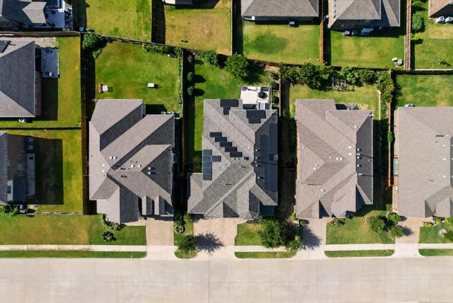 316 Jernigan Drive, Euless, TX 76040