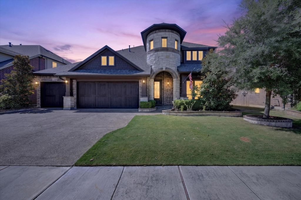 316 Jernigan Drive, Euless, TX 76040