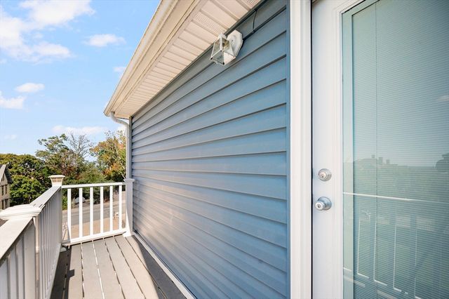 267 Lincoln Ave, Fall River, MA 02720