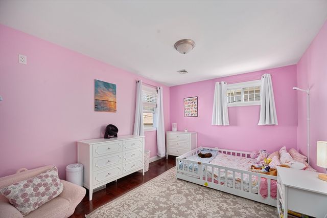 267 Lincoln Ave, Fall River, MA 02720