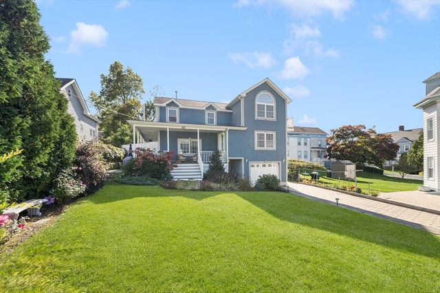 267 Lincoln Ave, Fall River, MA 02720