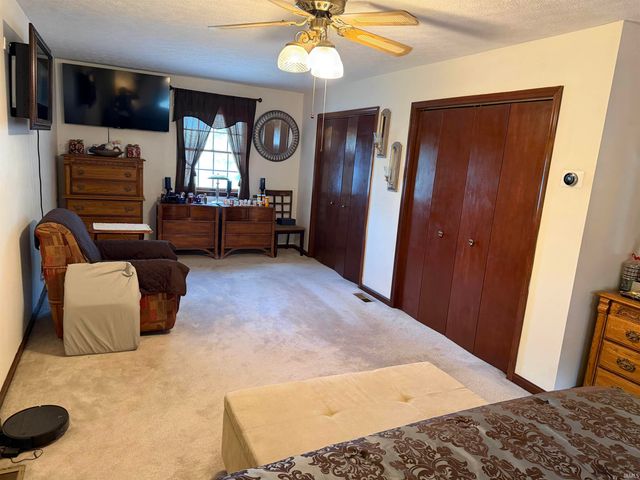 819 Prosperity Avenue, Evansville, IN 47713