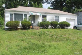 1501 Akron Drive, St Louis, MO 63137