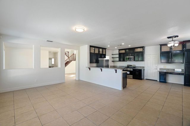 9534 Palazzo Dr, Stockton, CA 95212