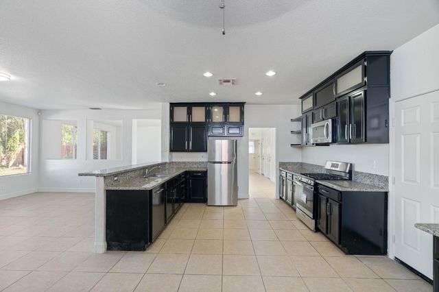 9534 Palazzo Dr, Stockton, CA 95212