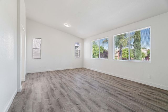 9534 Palazzo Dr, Stockton, CA 95212