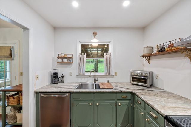 100 Windward Dr, Mount Juliet, TN 37122