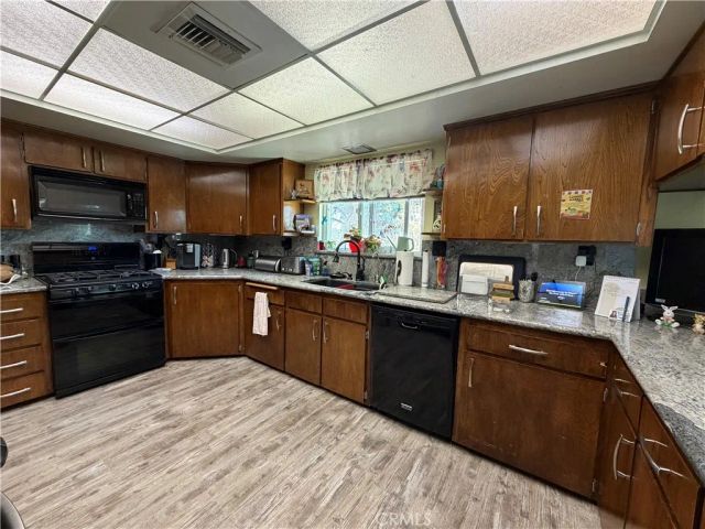 800 S 1st, Barstow, CA 92311