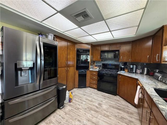 800 S 1st, Barstow, CA 92311