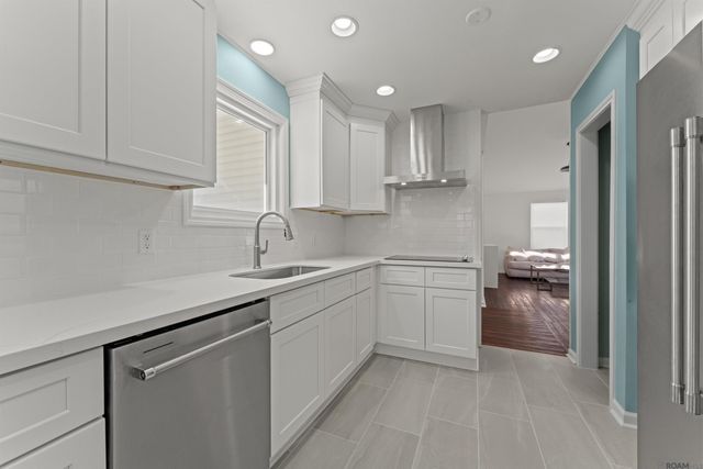 1248 Knollhaven Dr, Saint George, LA 70810