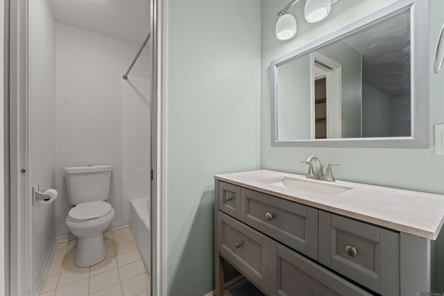 1248 Knollhaven Dr, Saint George, LA 70810