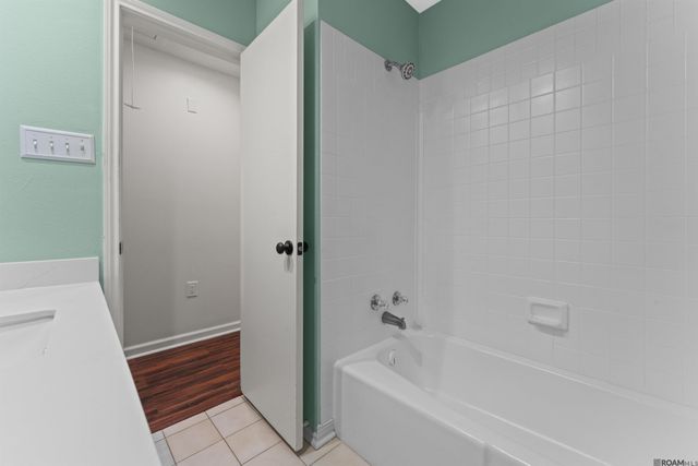 1248 Knollhaven Dr, Saint George, LA 70810