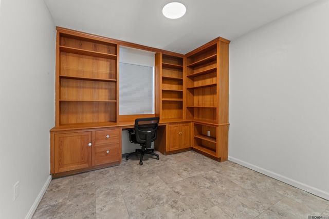 1248 Knollhaven Dr, Saint George, LA 70810