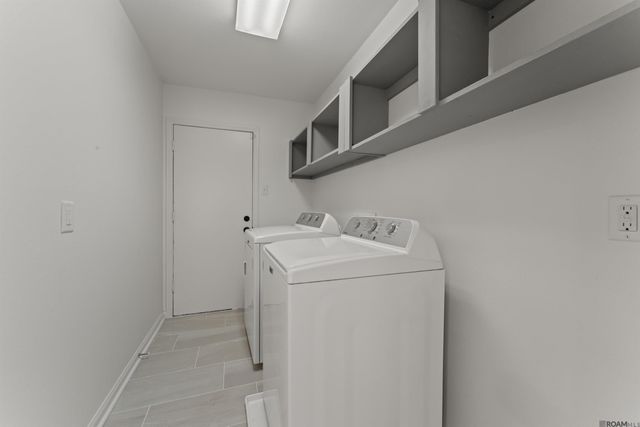 1248 Knollhaven Dr, Saint George, LA 70810