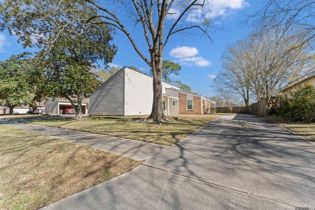 1248 Knollhaven Dr, Saint George, LA 70810